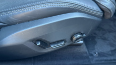 Volvo XC60 2.0 B5P Ultra Dark 5dr AWD Geartronic Petrol Estate